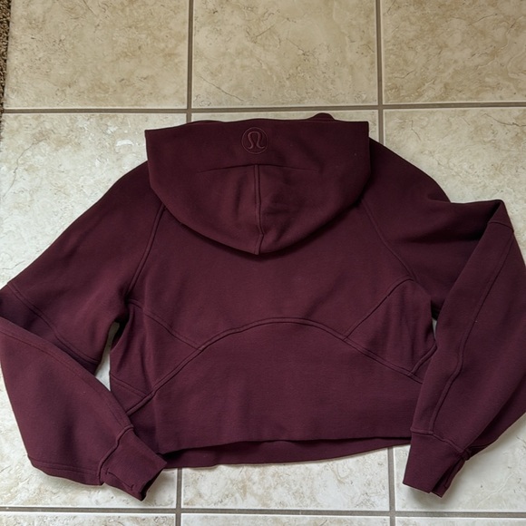 lululemon 1/2 Zip Oversized Scuba with Gold Zipper Detail in Garnet XS/S - Picture 5 of 5